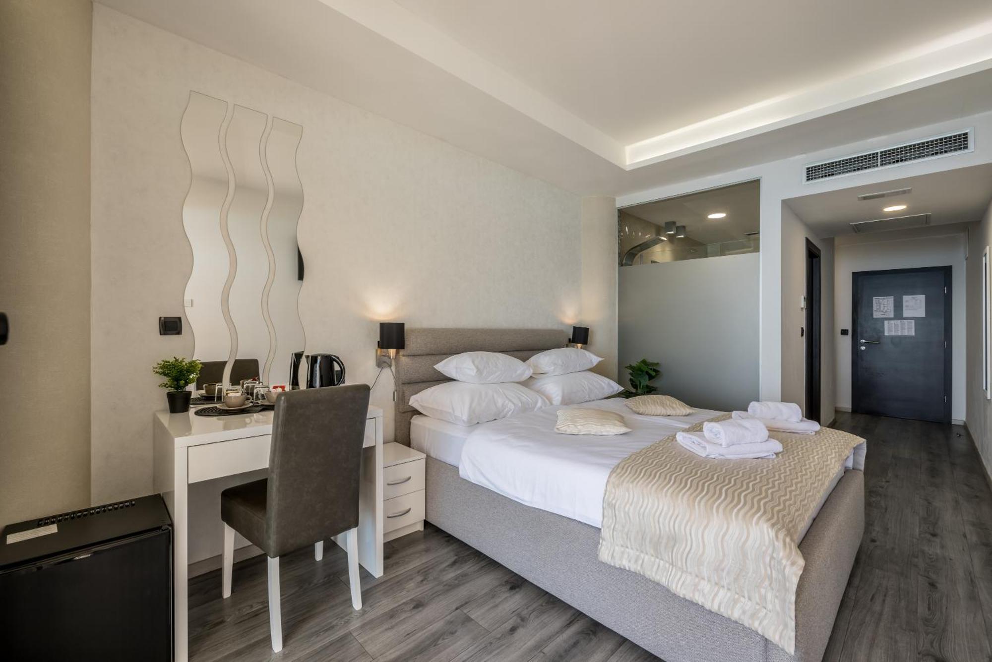 Sea View Luxury Seven Of Nine Penzion