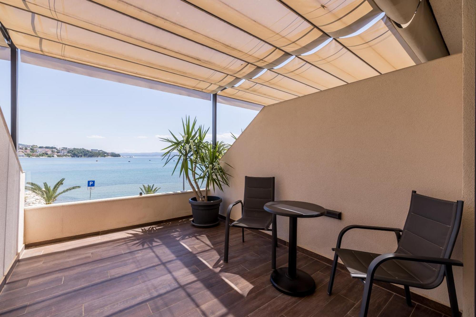 Sea View Luxury Seven Of Nine