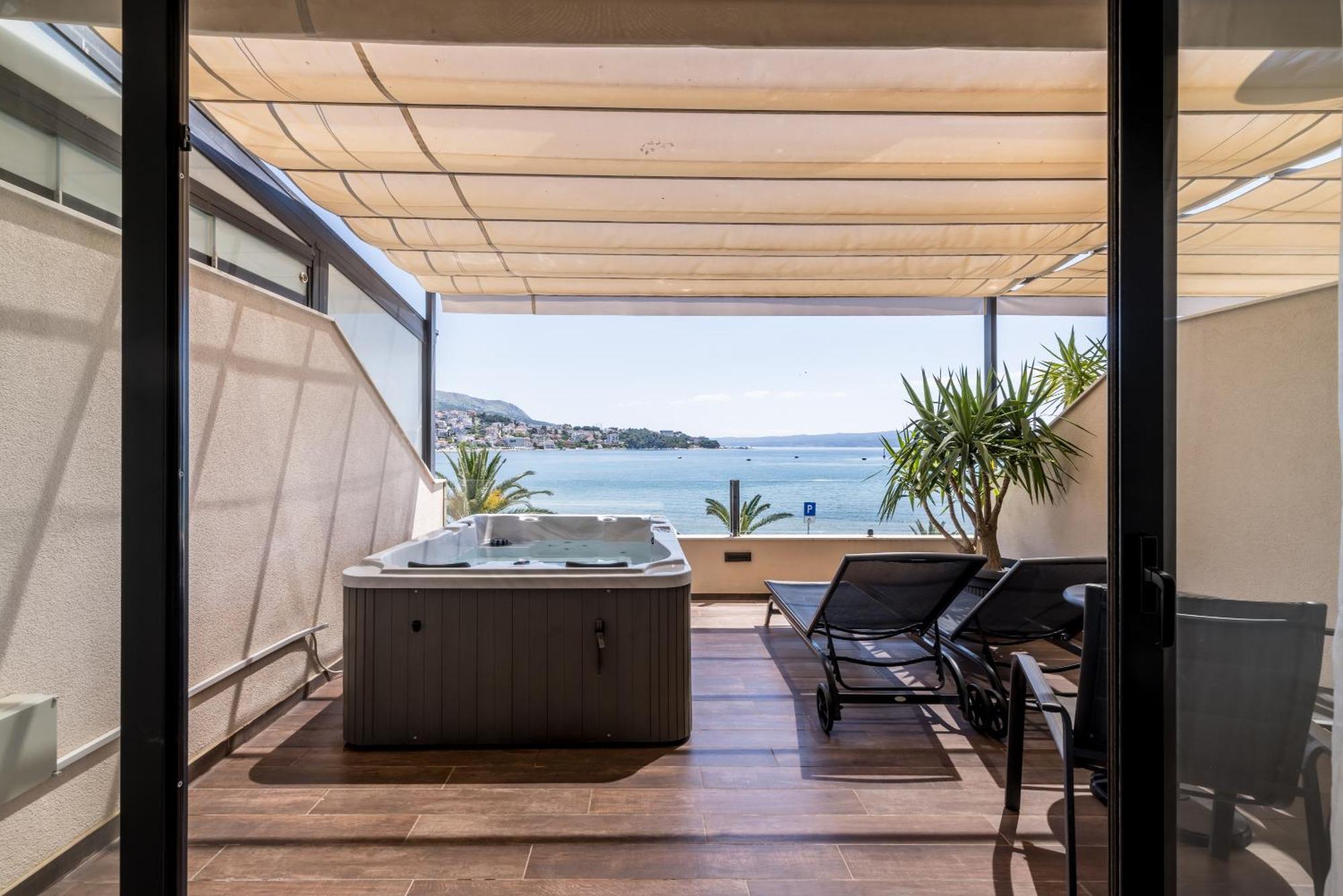 Sea View Luxury Seven Of Nine Split